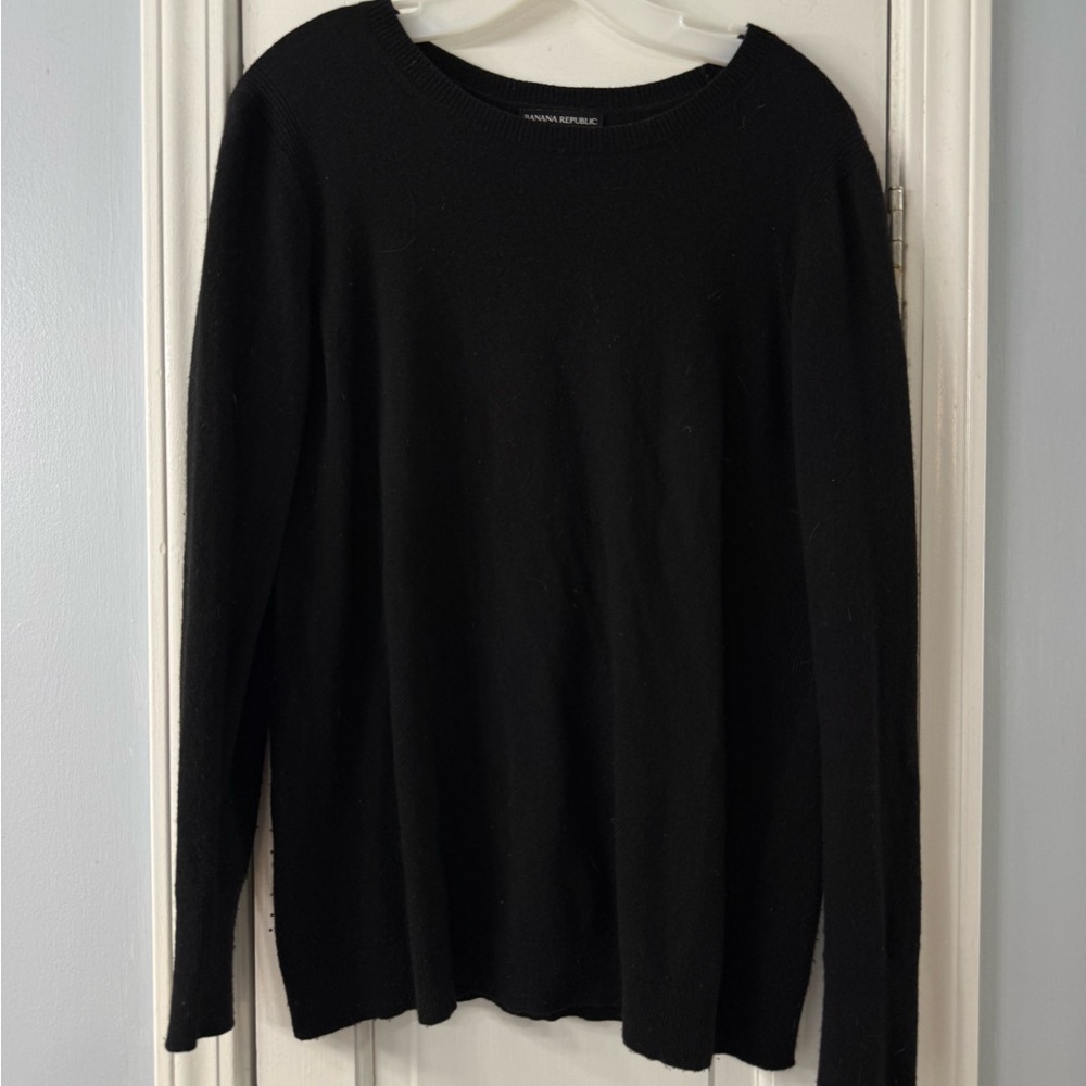 Banana Republic Filpucci Classic Black Crewneck Sweater